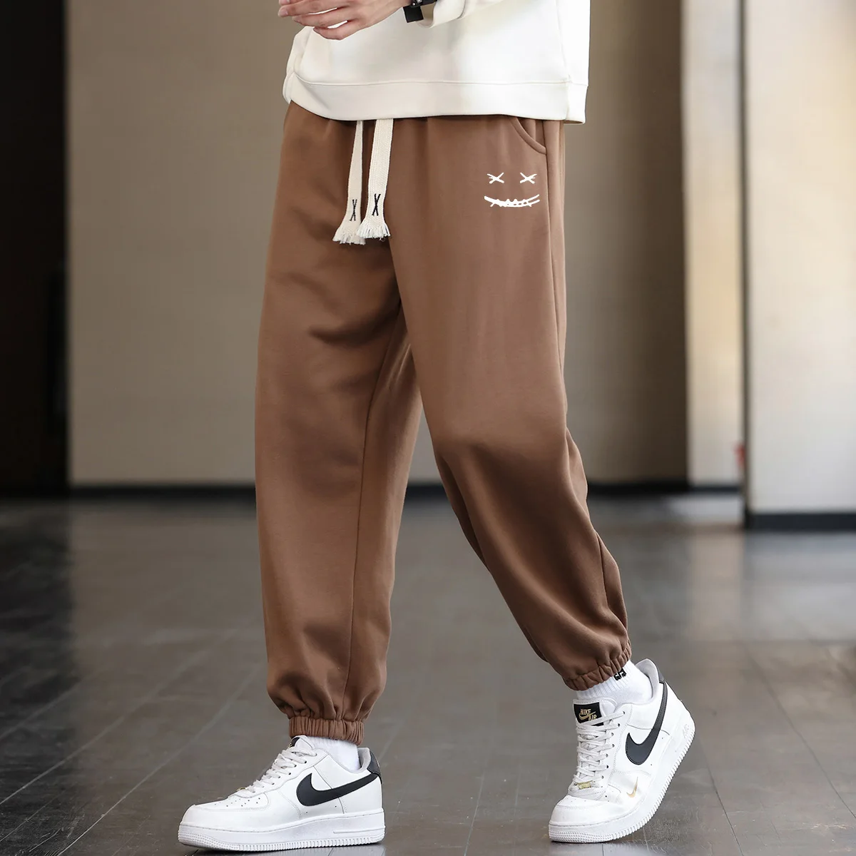 

2024 new casual shorts men's fashion pants sports outdoor leisure comfortable full of youthful vitality fashion trend