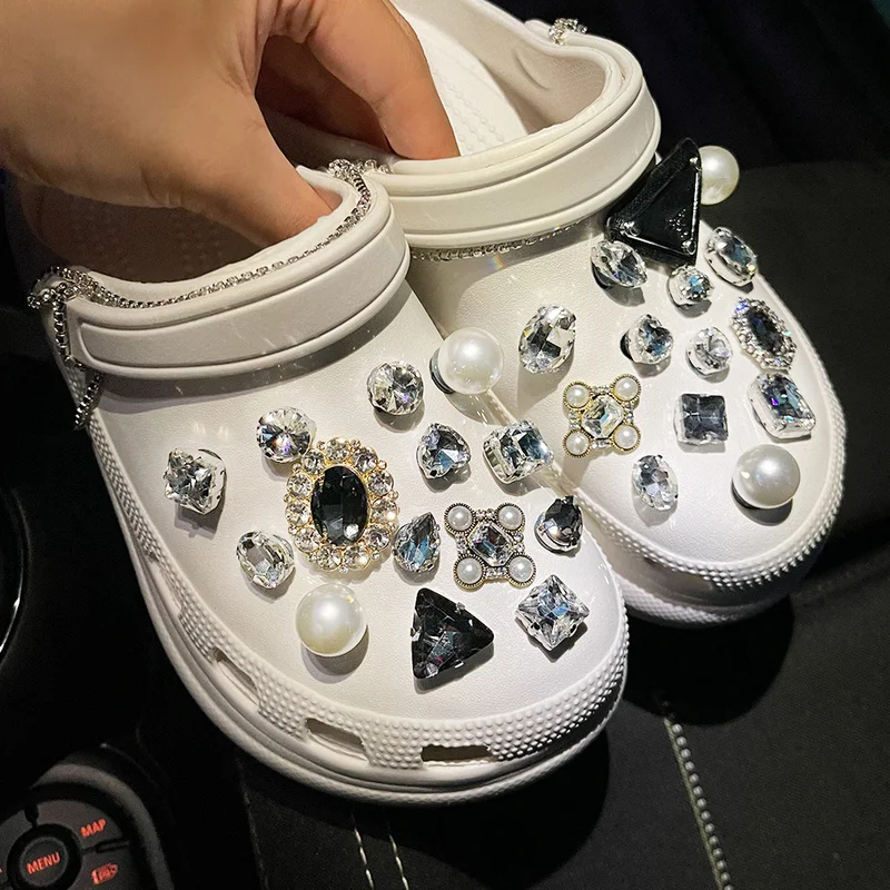 Luxury Rhinestone Croc Charms Designer Chain Pearl Shoes Decaration  Accessori Pendant Jibb For Croc Clogs Kids Girls Women Gifts - Shoe  Decorations - AliExpress