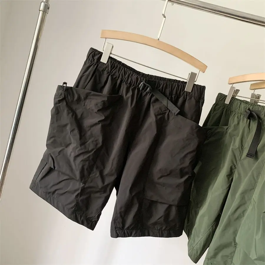 골드윈 26SS 루즈핏 아웃도어 카고 반바지 남녀공용 방수 립스탑 경량 멀티 포켓 5인치 하이킹 반바지