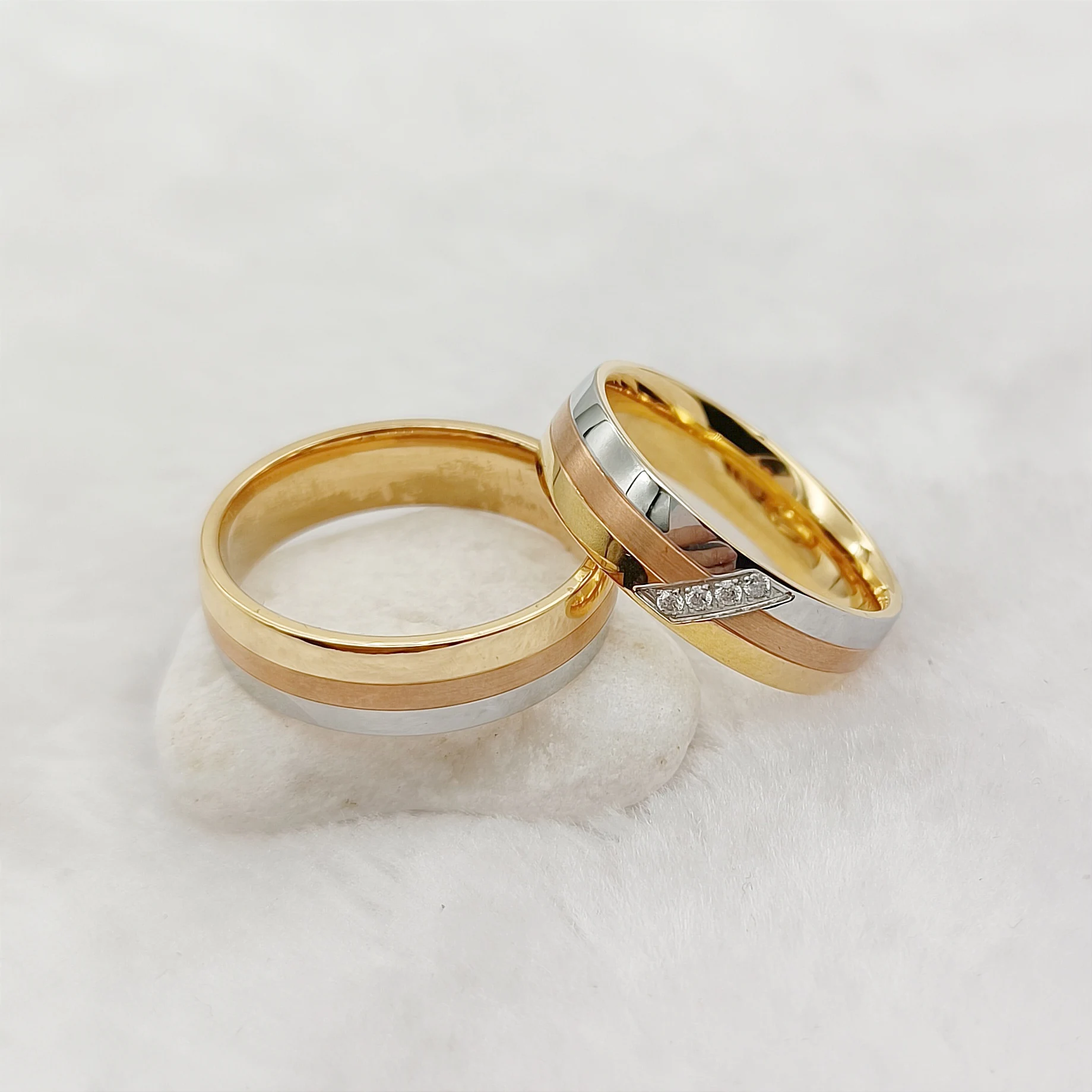 Matrimonio Promessa Fedi Nuziali Set Per Coppie 18K Placcato Oro Tricolore Gioielli In Acciaio Inossidabile Alliance