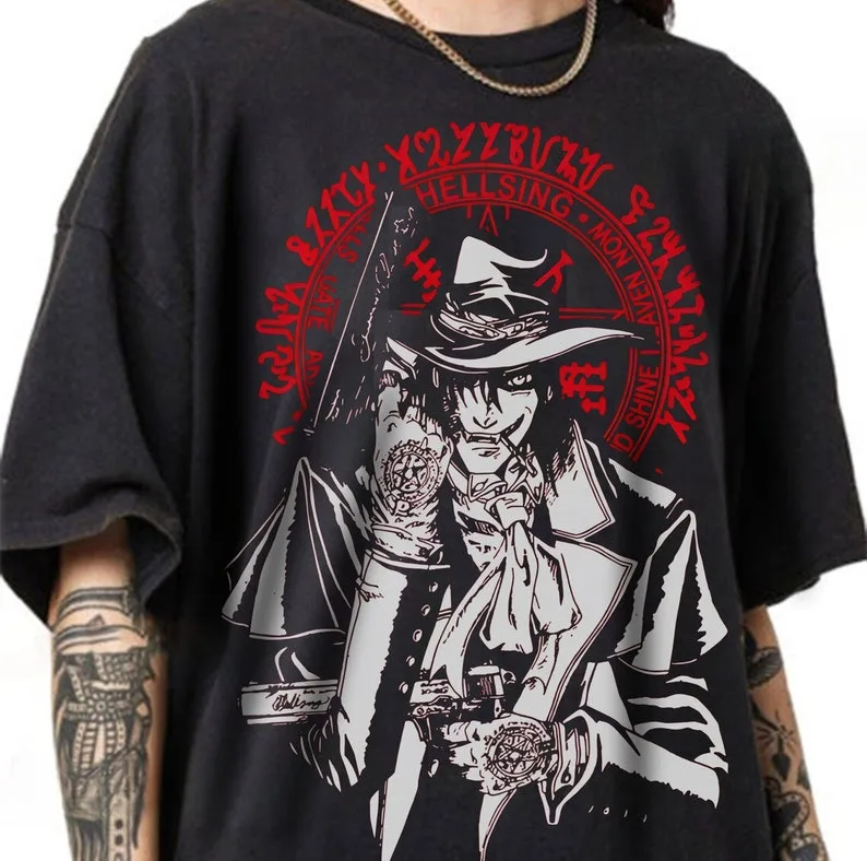 Camiseta Negra Unisex Ojo De Alucard Hellsing