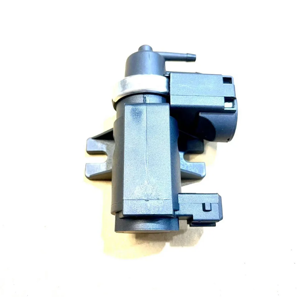 Turbocharged Solenoid Valves Turbo DieselEngine 70167200 12625728  