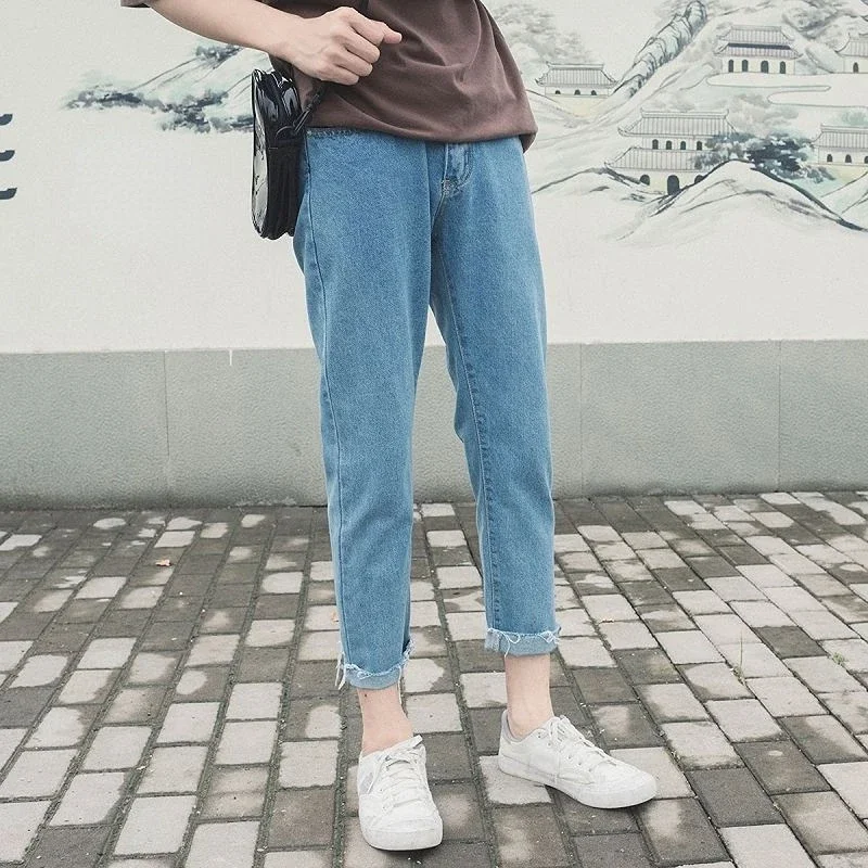 Men's Jeans with Holes Broken Man Cowboy Pants Tapered Ripped Torn Korean Fashion Regular Punk Stacked Vintage Kpop Xs Trousers