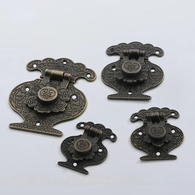 1pcs retro buckle antique case bag alloy wine box Antique lock buckle retro alloy rich vase wooden box latch hook kit