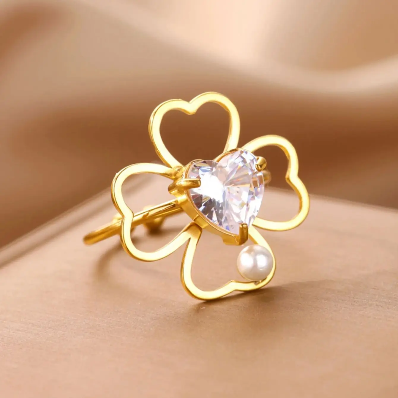 Zircon Heart Pearl and Leaf Ring Gold Women Ring