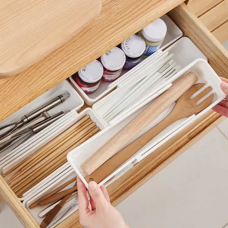 Expandable Utensil Organizer Adjustable Length Flatware Organizer Silverware Holder Multi-Functional Storage Box Silverware Tray 3