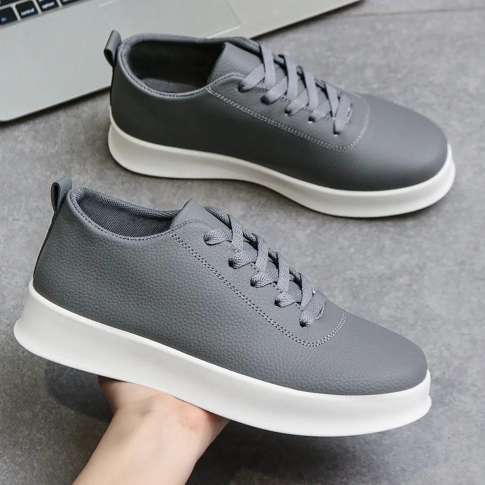 Fashion Black Casual Shoes for Men Outdoor Comfortable Men Sneakers Non-slip Walking Shoes Designer Lace-Up Men Sport Shoes