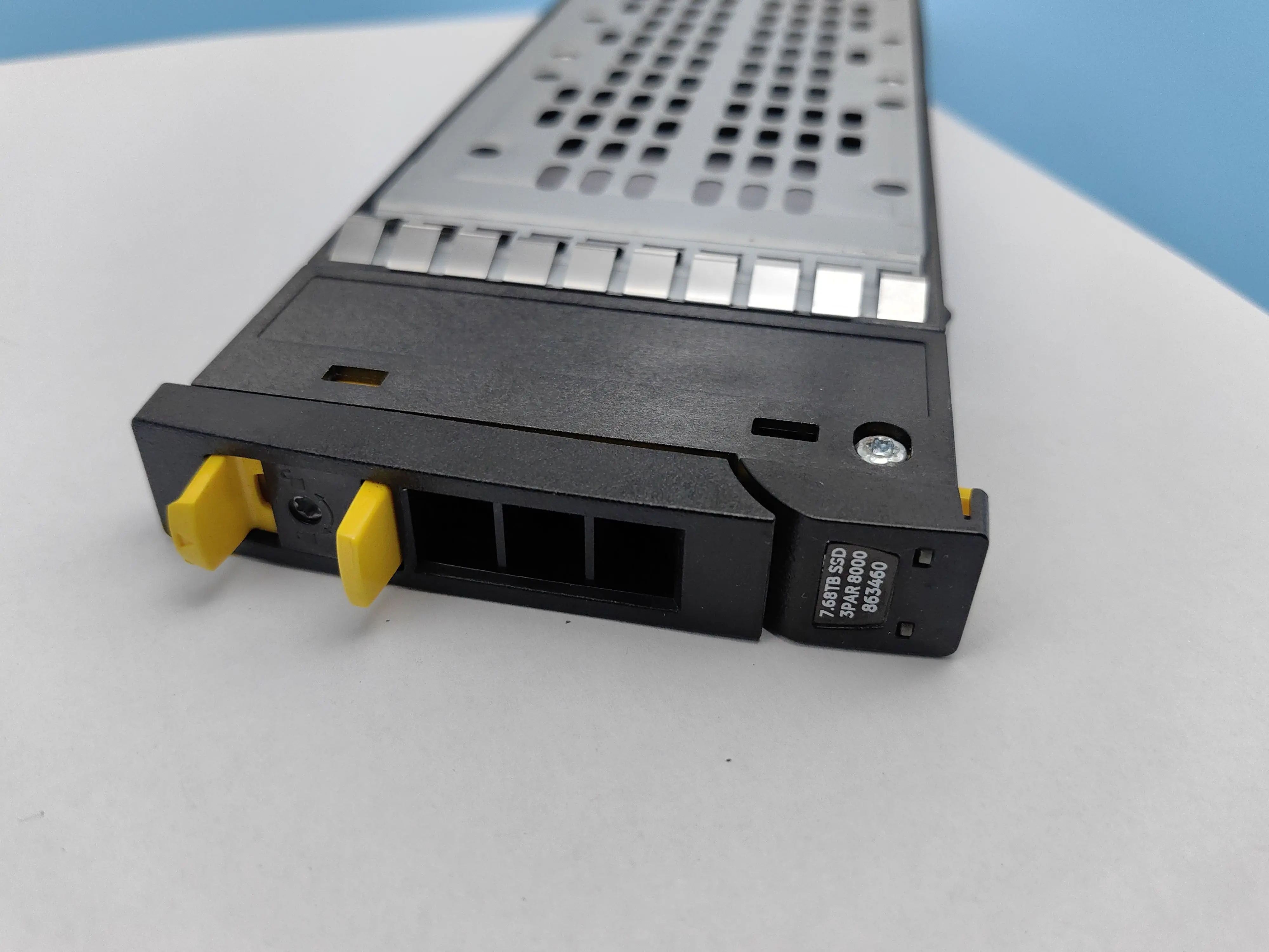 3PAR 7.68TB SAS 12G 863460-001 SSD AREA7680S5xnNTRI