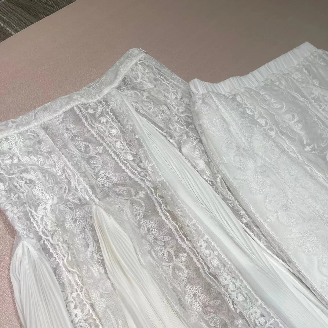 Рисунок 5 - Женская кружевная юбка с вышивкой