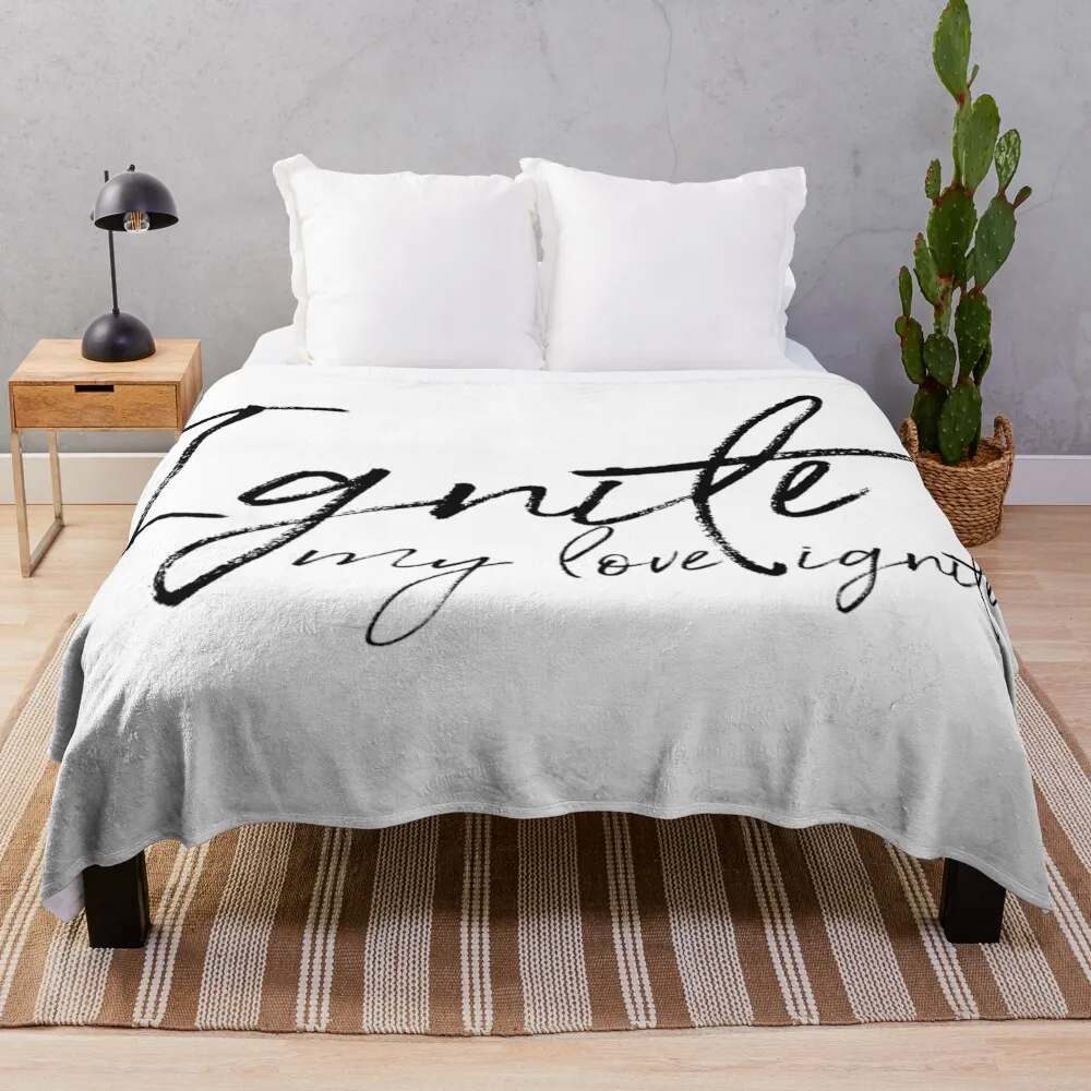 

IGNITE Throw Blanket Weighted warm for winter Travel Blankets