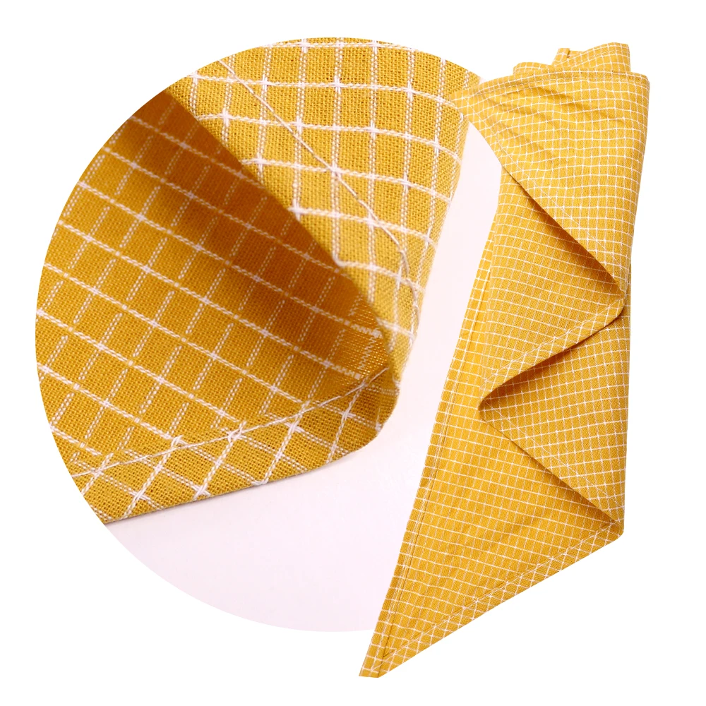 50pcs Hight Quality Cotton Dog Pet bandanas Fashion Plaid Style Pet Supplies Dog Scarfs Grooming Accessories