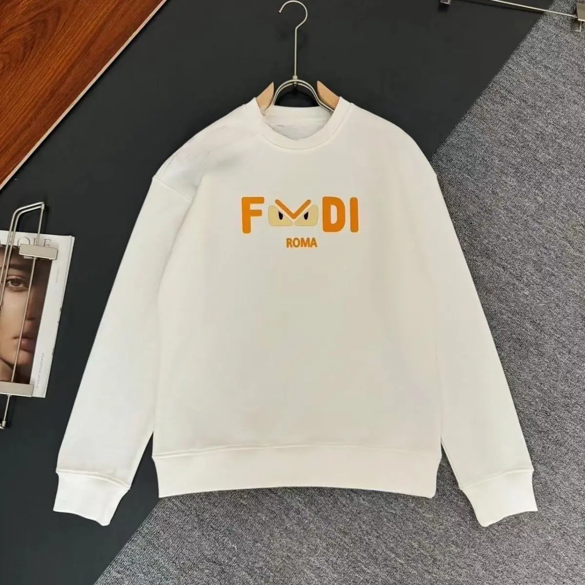 Trendy Brand Retro Autumn and Winter Printing Men and Women Couples Long-sleeved Sweater Pullover Crew Neck Bottoming Shirt Top