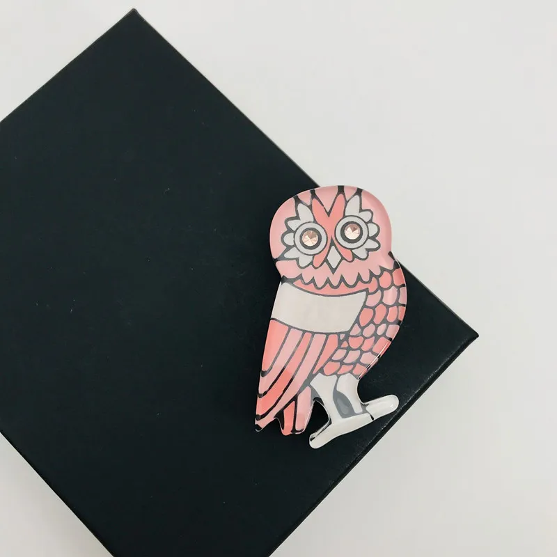 

Owl Brooch Premium delicate resin pink animal pin