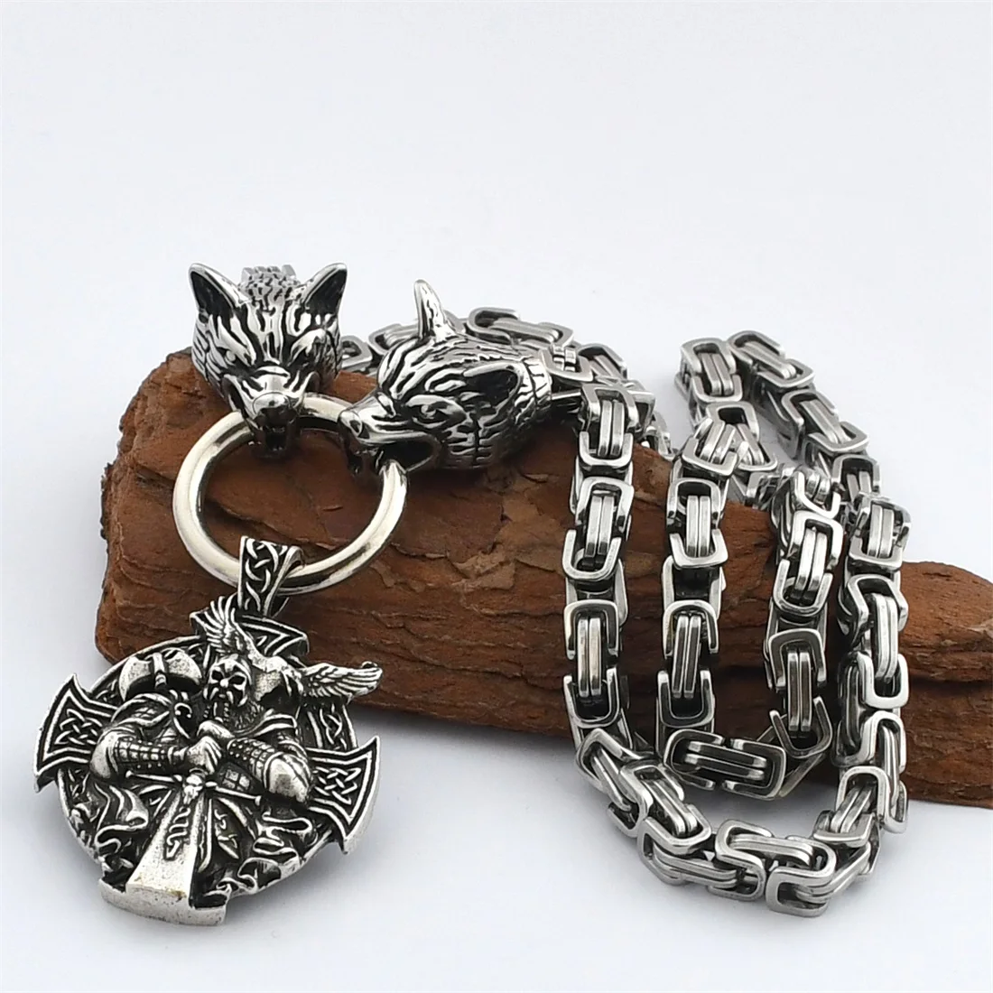 Nordic Celtic Wolf Men's Stainless Steel Necklace Viking Warrior Crow Pendant Amulet Accessory Viking Rune Jewelry