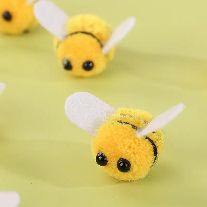 Felt Ball Wool Felt Little Bee Headdress Cute Creative Mini Bee Yellow Artificial Bees Crafts Clothing Decor 50pcs