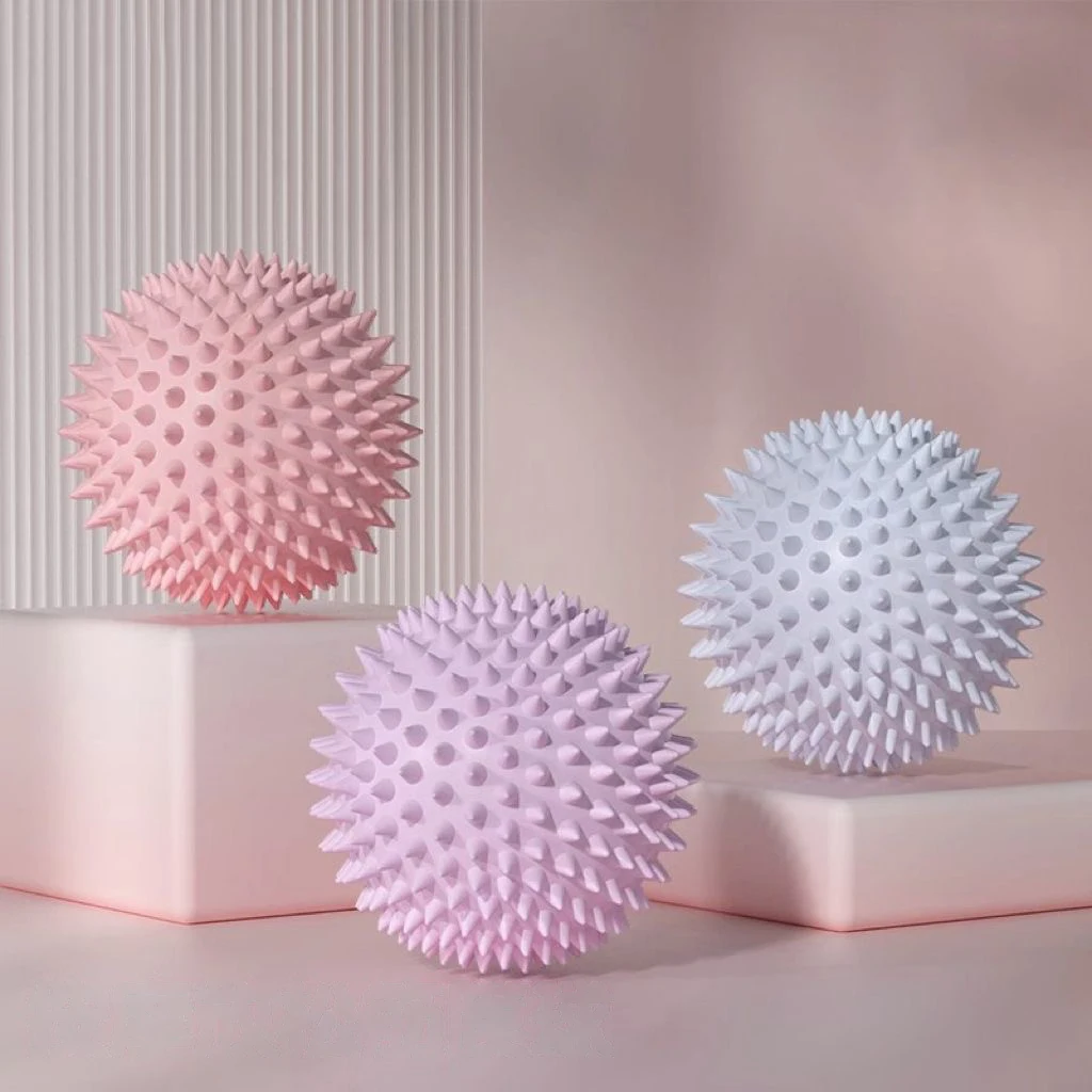 Myofascial Release Massage Ball Spiky Roller Deep Tissue Trigger Point Massager for Muscle Recovery And Myofascial Pain Relief