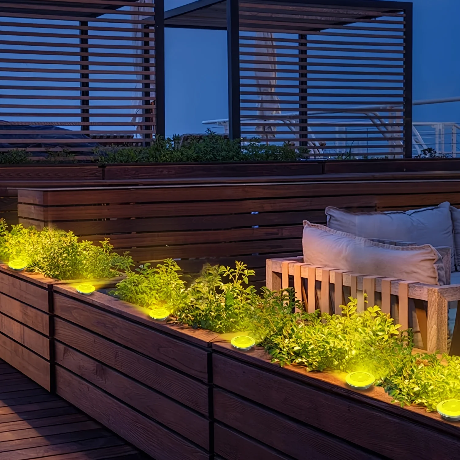 รูปสินค้า ไฟพื้น LED พลังงานแสงอาทิตย์ 4 ดวง