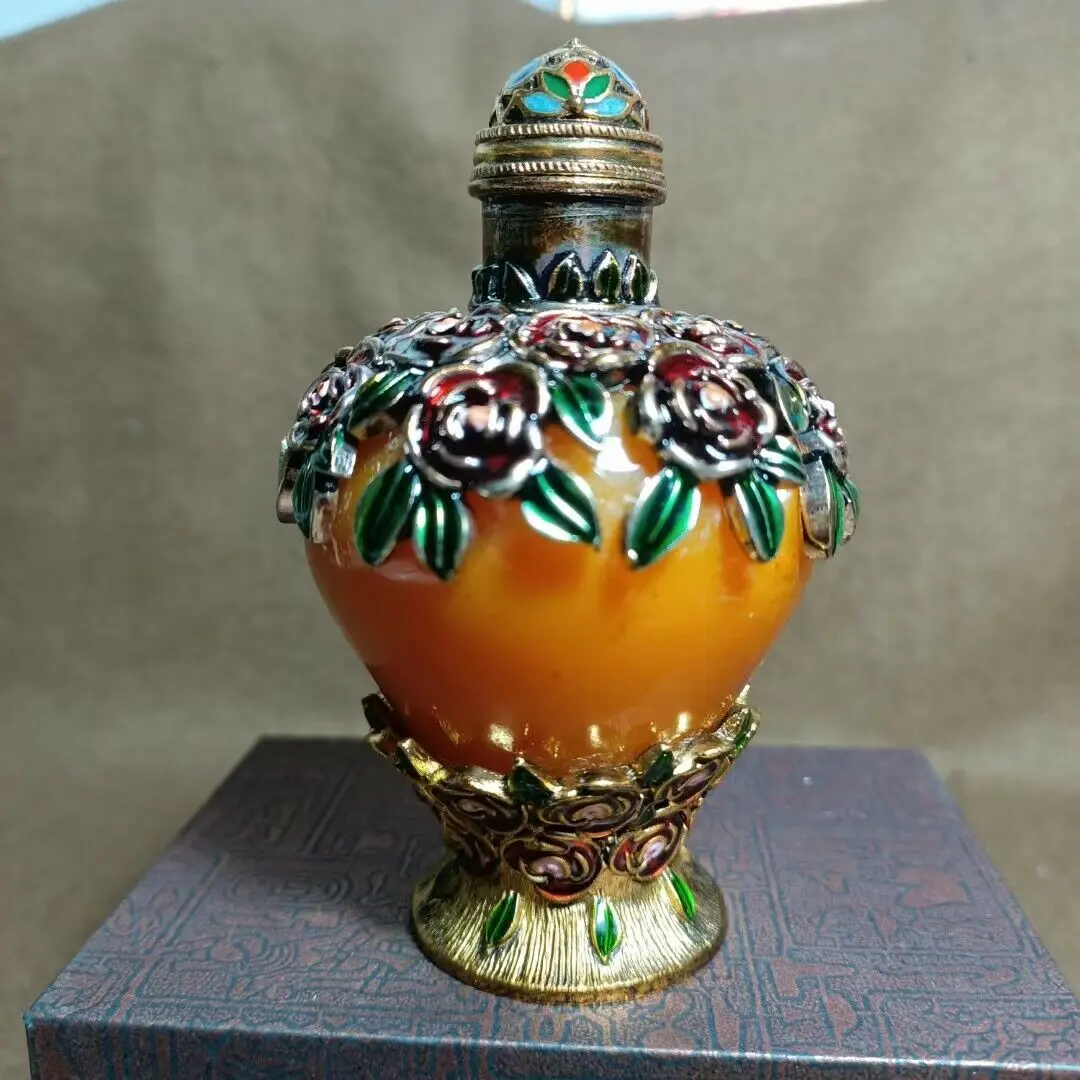

Old Peking Snuff Bottle decorations cloisonne gifts box Barons Pets flower rare