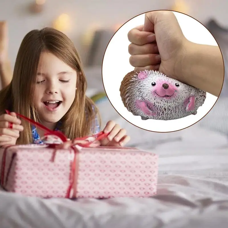 Рисунок 5 - Смешные игрушки-ежики для детей