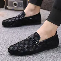 Male Casual Shoe Loafers Black Flat Round Toe Moccasin Soft Men's Leather Shoes Adults Classic Original Comfortable Elegant Pu
