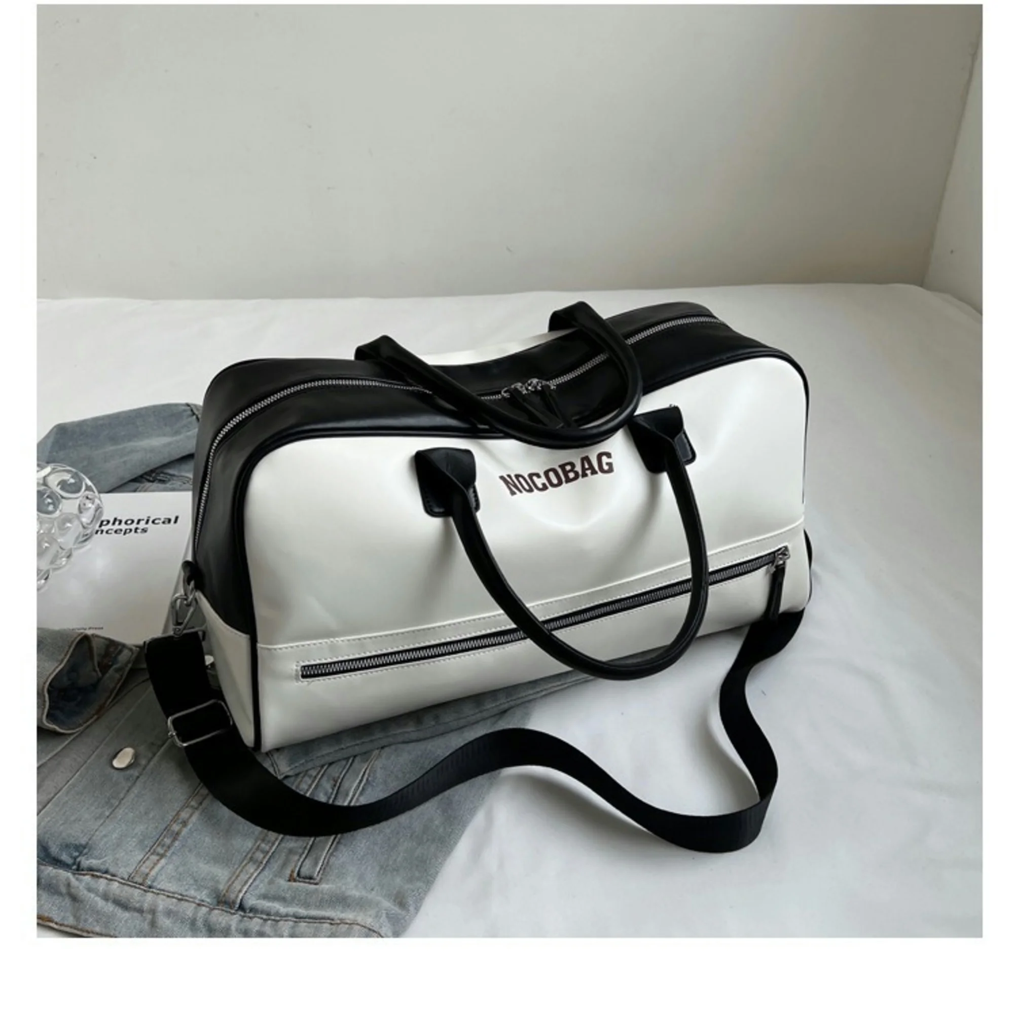 Multi Functional Travel Bag, Sports and Fitness Backpack Handbag Large Capacity Waterproof Suitable for Business sports Travel