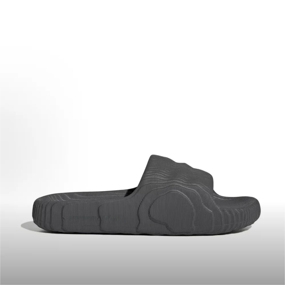 Adidas Originals ADILETTE 22 Chanclas sin cordones de EVA de una pieza para exteriores de suela gruesa Estilo unisex Gris oscuro HP6522