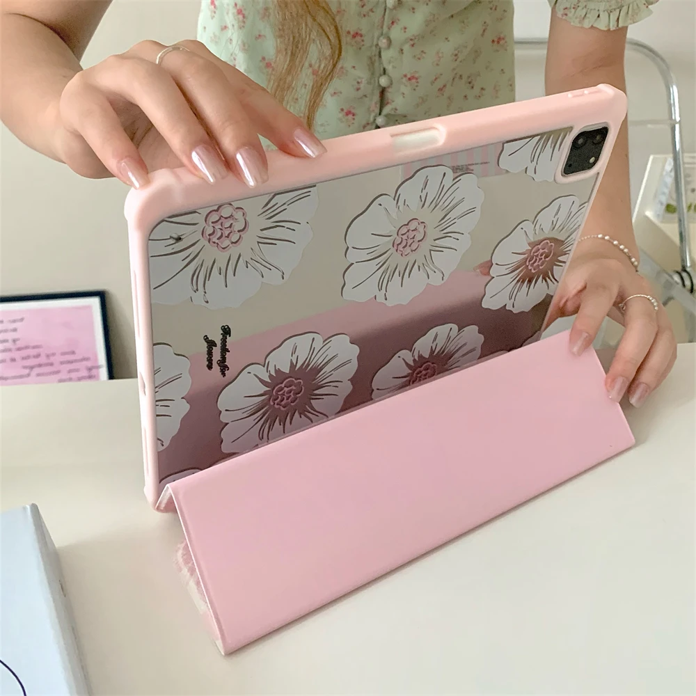 Custodia per iPad Pro 13 2025 / 2024 rose gold - copertina Trifold funzione tastiera / supporto - Italiano