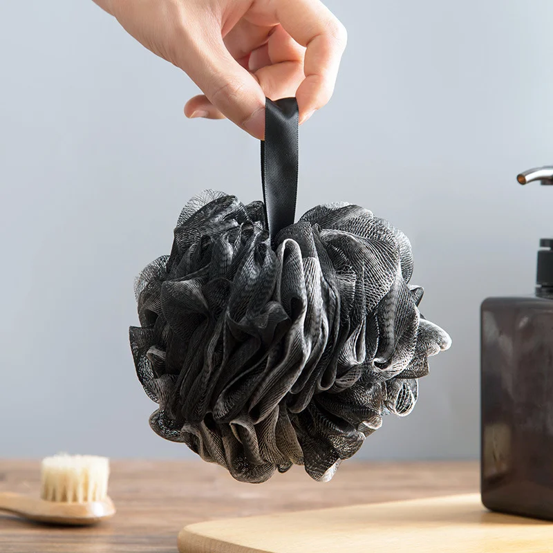 

Black Bath Flower with Bamboo Charcoal and Gentle PE Net Hot Selling Super Soft Bubbling Bath Ball with Bamboo Charcoal