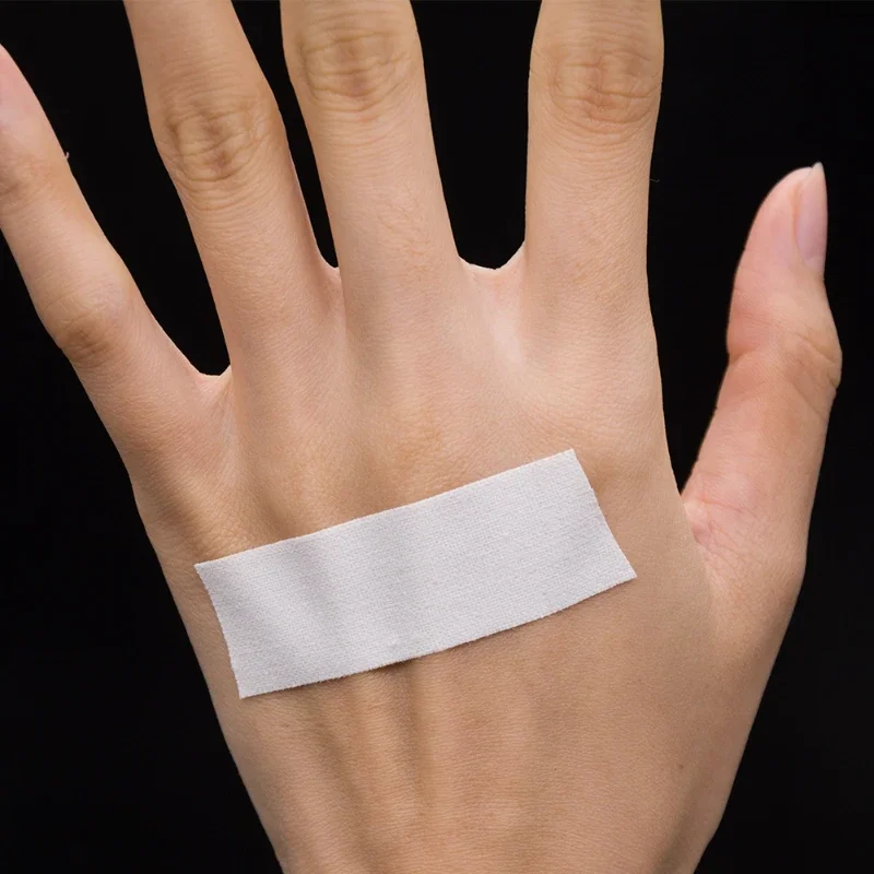 Medical adhesive tape Hand foot chapped breathable adhesive plaster Pure cotton cloth type white tape 2.5cm * 5m