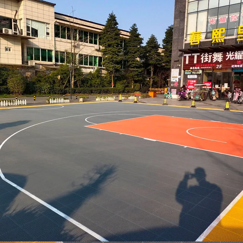 

Beable PP Waterproof Outdoor Modular Interlocking Basketball Court Flooring Home Backyard Tiles Have Lines And LOGO