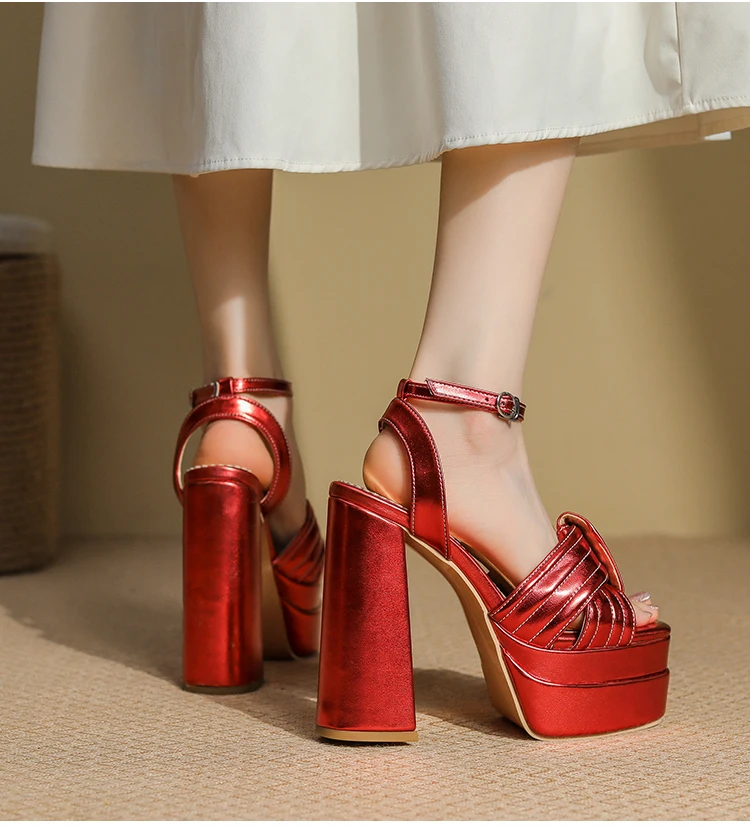 Ultra-High Thick Heel Patent Leather Material Cross Binding Open-Toe Popular Sandals Double-Layer Platform Cut-Out Women's Shoes