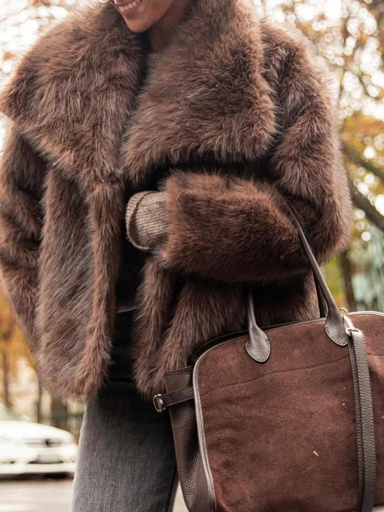Women's Brown Long Sleeved Buttons Faux Fur Coat Winter Thick Warm Fury Turn-down Jacket Female High Street Outerwear 2024 2