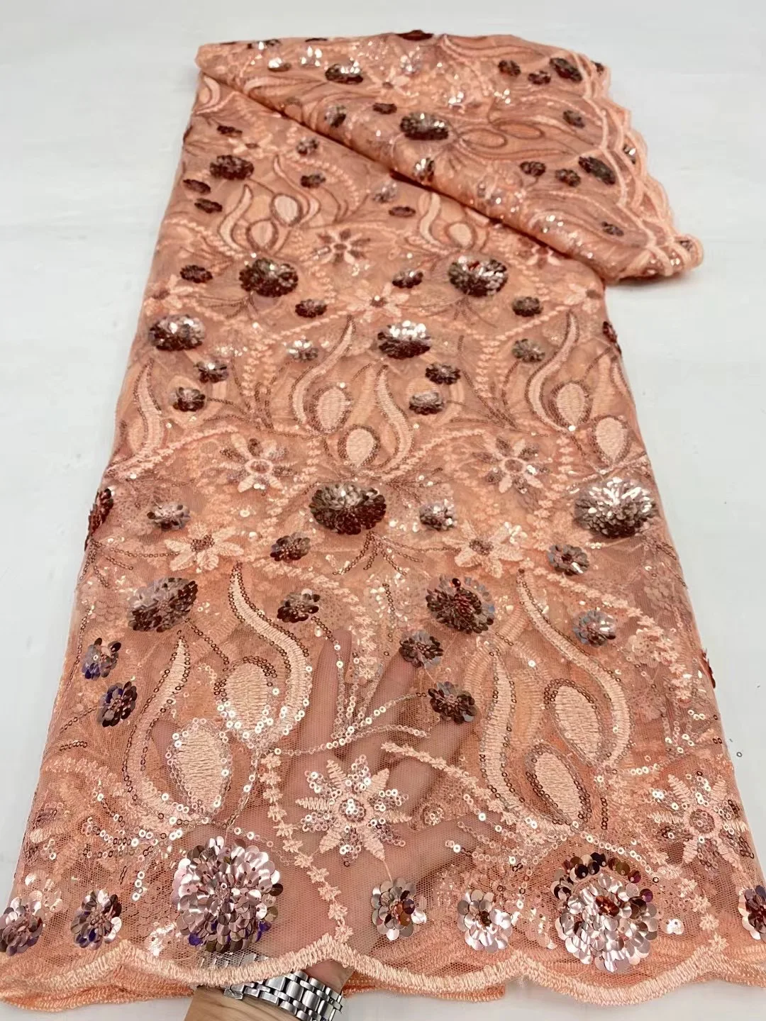 

2024 High Quality African Nigerian Latest Embroidery Sequins Tulle Lace Fabric Sewing Guipure Prom Dresses Beads 5Yards DP0204