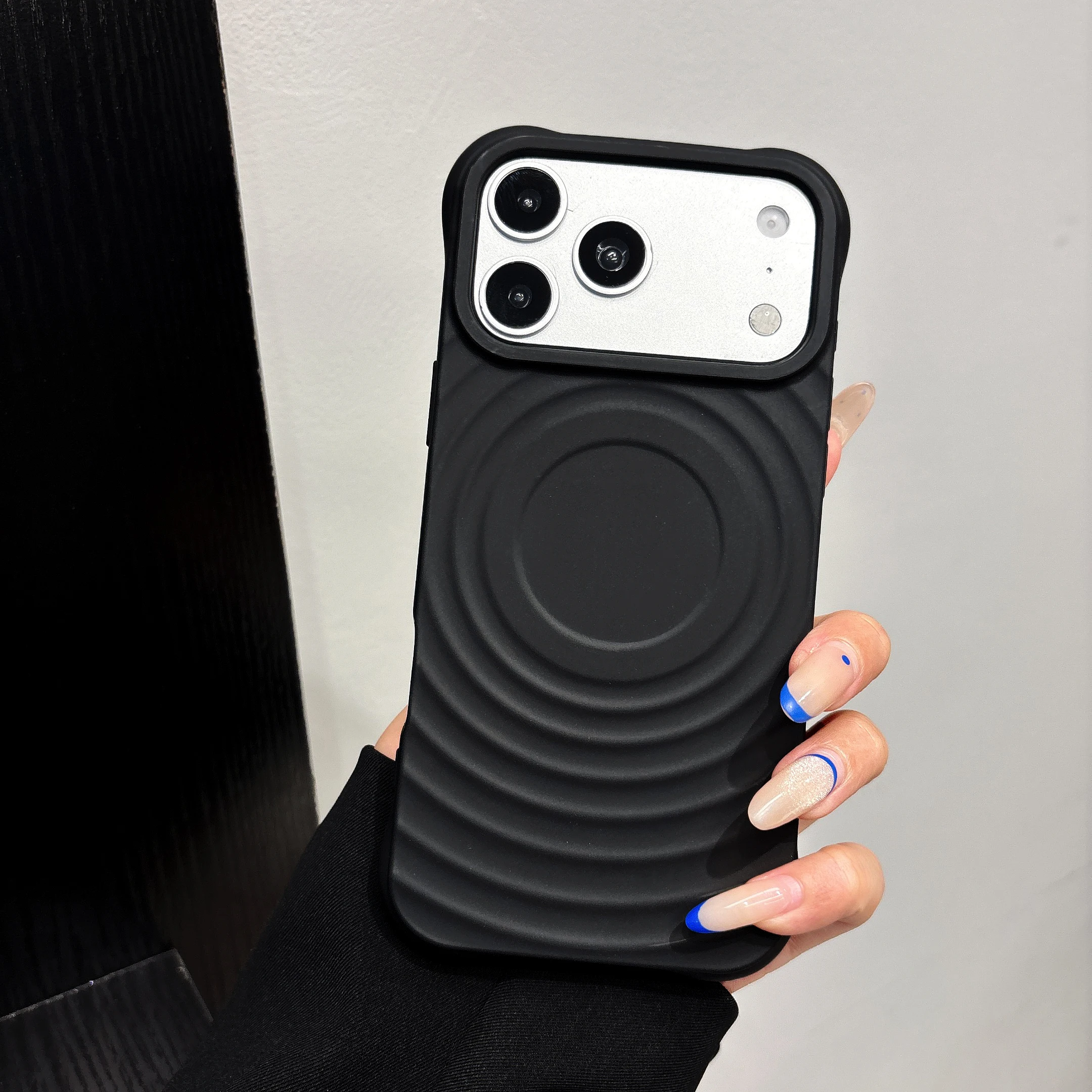Matte Soft Bumper Water Ripple Phone Case - Shockproof TPU Candy Corrugated Cover