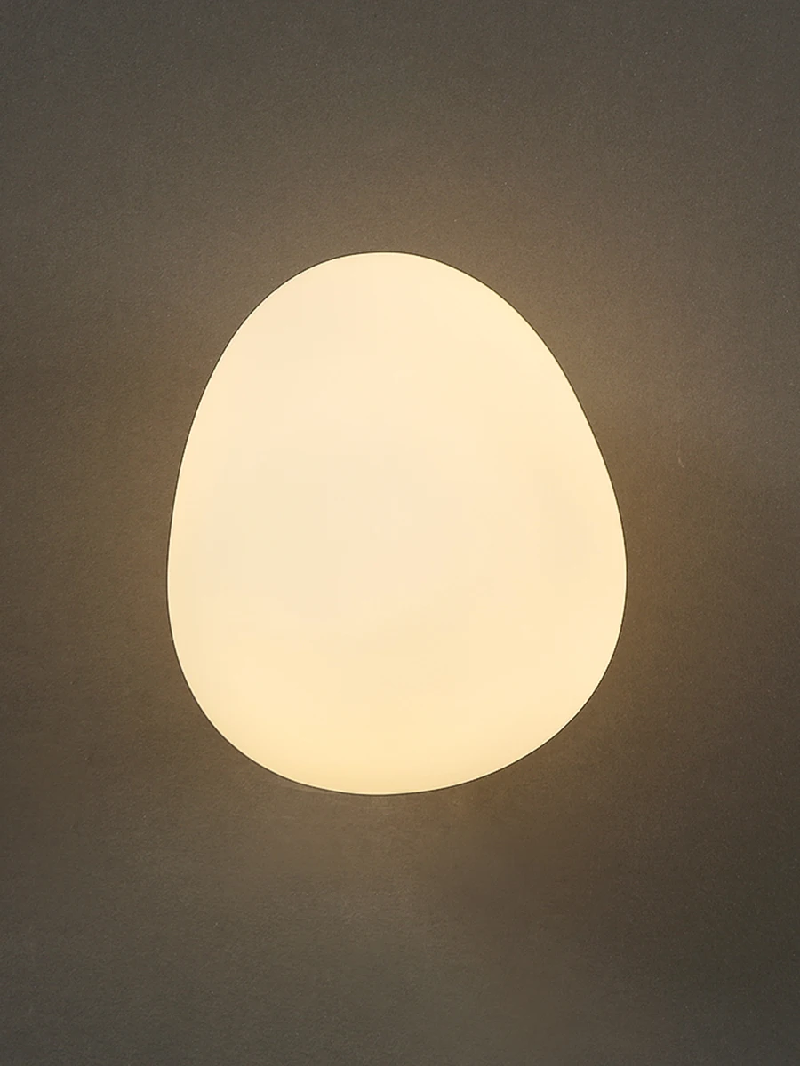 EGG SHAPE SCONCE - LODAMER