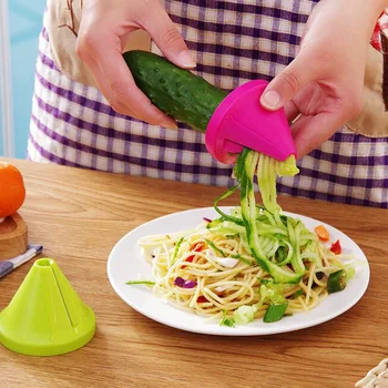 Manual Multifunctional Spiral Shredder Peeler – Kitchen Tool for Potato, Carrot, Radish & Vegetable Fruit Grating