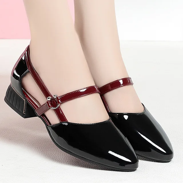 2024 Soft Leather Sandals Women Spring Summer Fashion Pointed Tip Single Shoes Low-Heel Hollow Buckle Ventilate Office Gentle 2