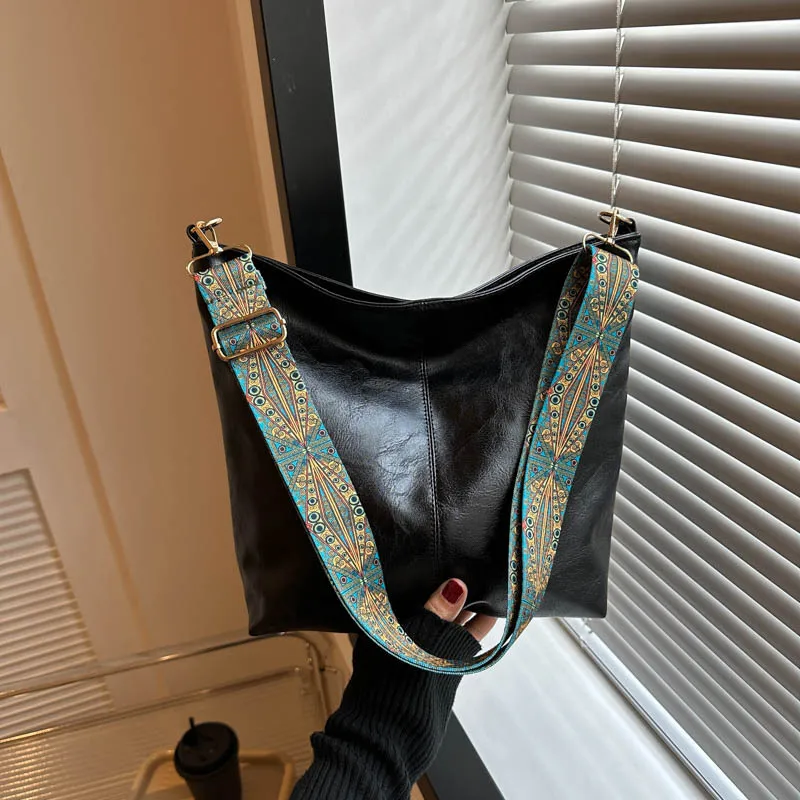 รูปสินค้า Vintage PU Shoulder Bag กระเป๋าแฟชั่นผู้หญิง