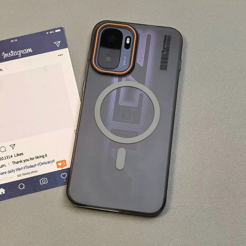 Luxury Frosted Clear Magnetic Wireless Charging Case