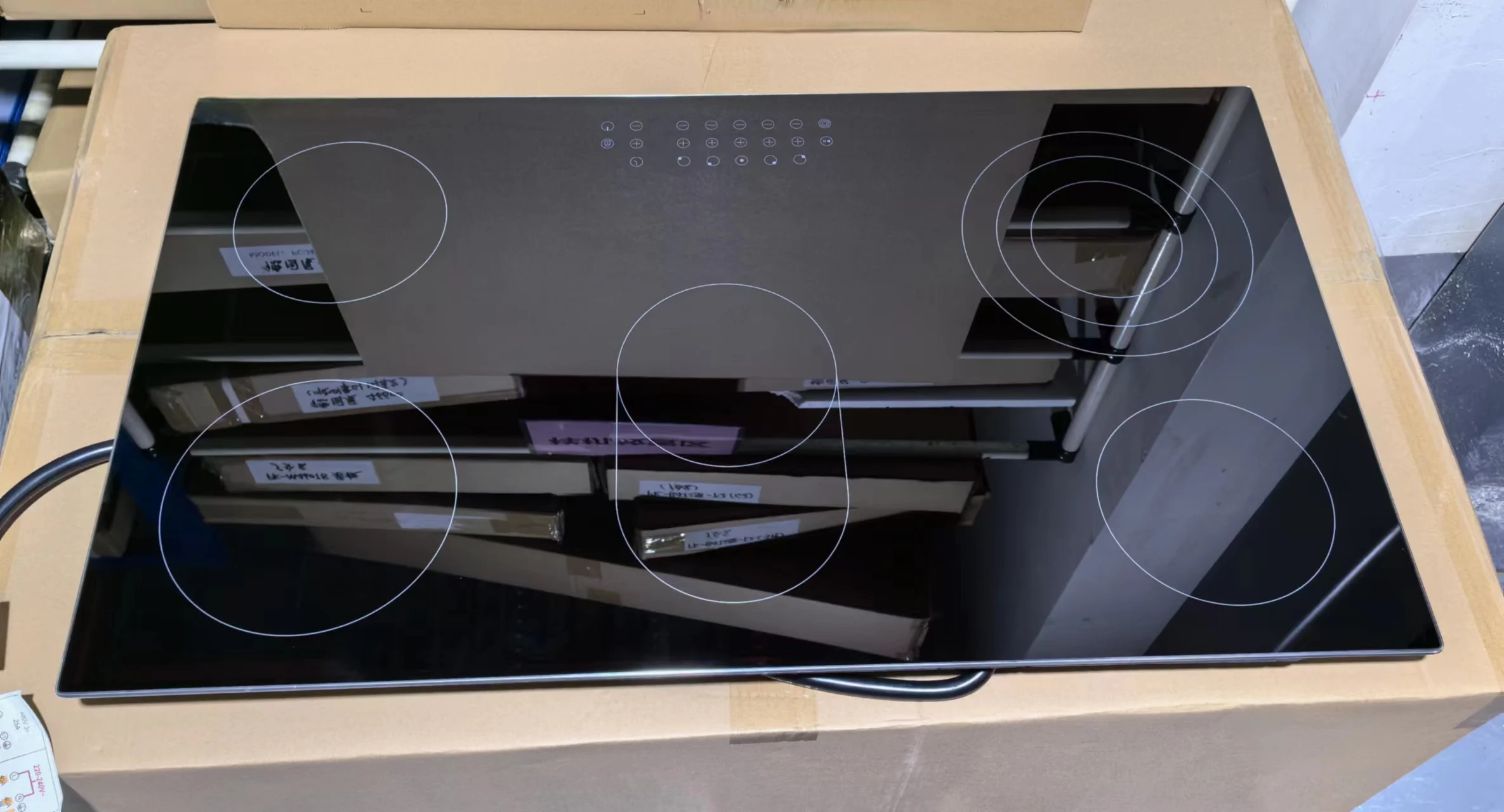 Compact and Efficient Five Burner Ceramic Cooktop Stove for Home Cooking