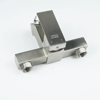 304 ฝักบัวสแตนเลสทรงสี่เหลี่ยมวาล์วสามทาง, อ่างอาบน้ําในห้องน้ําร้อนและเย็น, ก๊อกน้ําฝักบัวแบบปกปิด 1