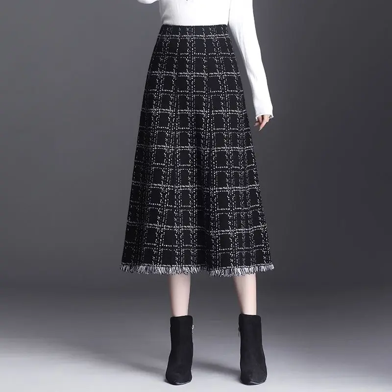 

High Waist A-line Plaid Skirt Women 2023 Autumn and Winter New Fashion Mid-length Temperament Bright Silk T812
