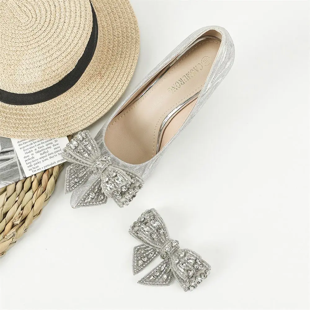 1pc Strass Schuhe Dekorationen Materialien Bogen glänzende Schuhe Blumen schmuck Schuhe Zubehör Hochzeit Braut/kein Schuh clip – Detail 2