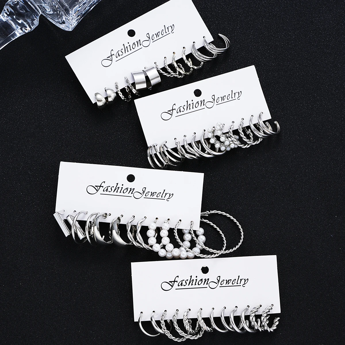 24 Pcs Fashion Vintage Hoop Earrings Set for Women Boho Metal Circle Geometric Twist Pearl Studs Earrings Trendy Jewelry Gifts 3