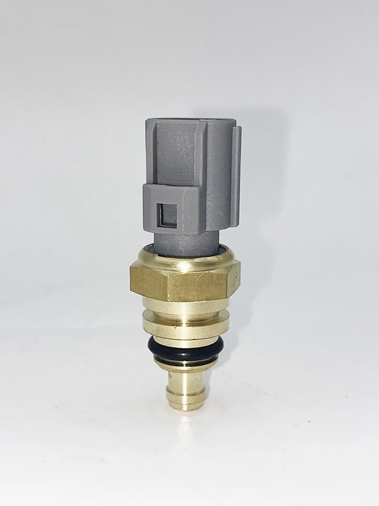 Applicable to Ford New Focus Winged Tiger, Mondi Ruijie Taurus Winged Bo 1.51.62.02.3 Water Temperature Sensor