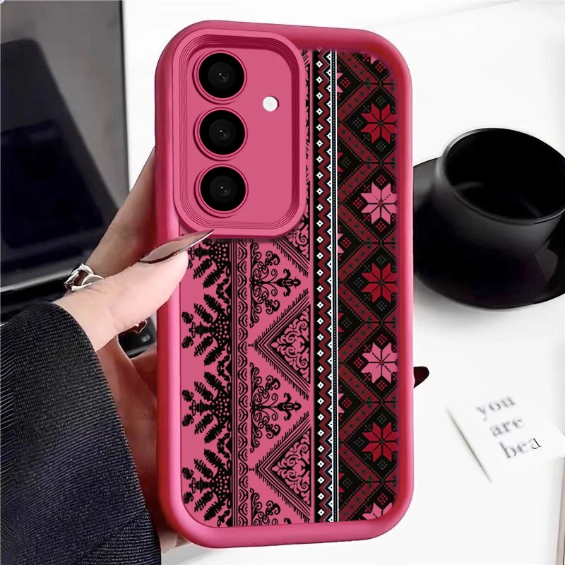 Vintage European-Style Decorative Phone Case