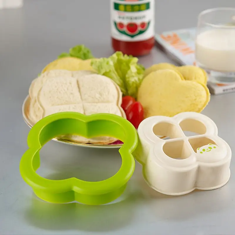 1pc Sandwich Mould Heart Fourleaf Clover Shaped Bread Mold Cake