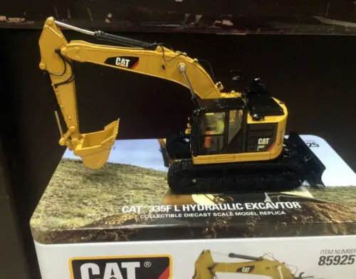 Caterpillar Cat 335F L Hydraulic Excavtor 1/50 Scale By DieCast Masters DM85925
