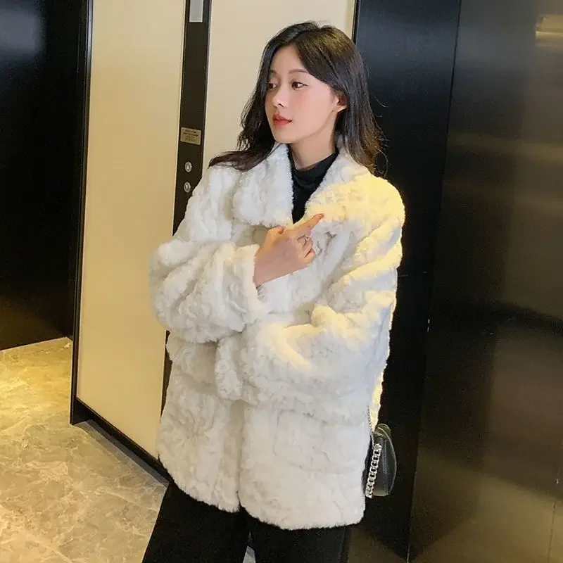 سترة فرو خروف نسائية شتوية دافئة من جلد الأرانب معطف فرو كاجوال صديق للبيئة بأكمام كاملة فضفاض مناسب من البر الرئيسي Ch
