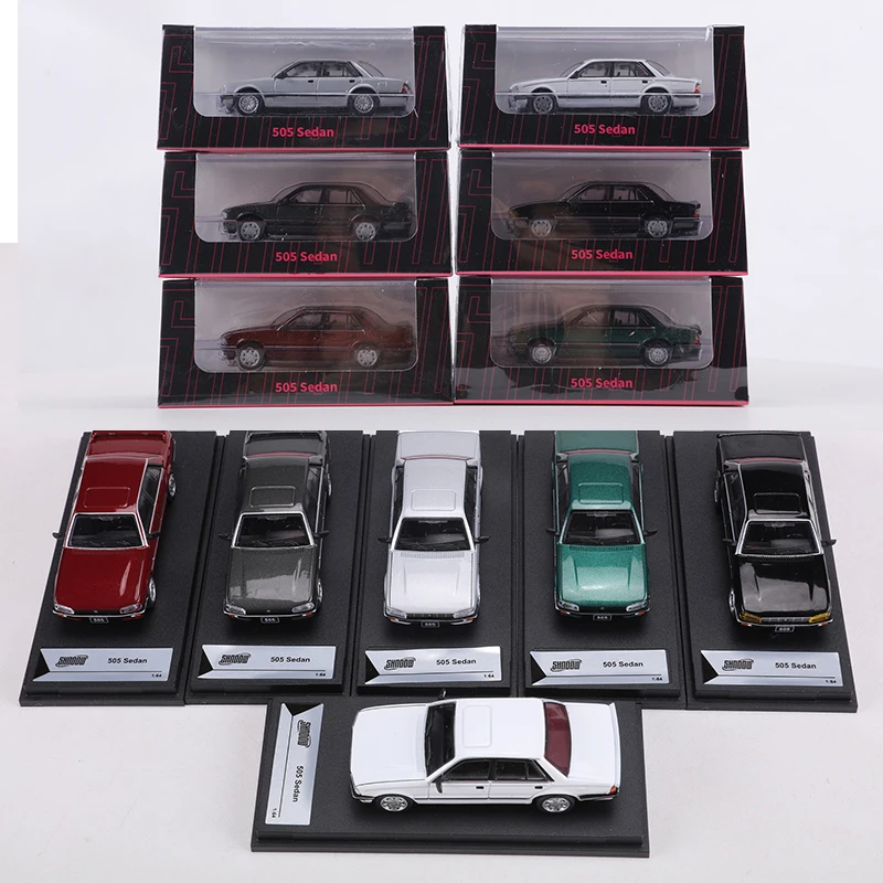 DCT 1:64 505 세단 합금 모델 자동차